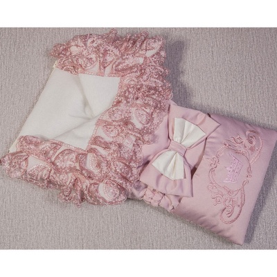 Выписка зима Margarita 12-008c одеяло-конверт, плотный шелк, кружево, вышивка